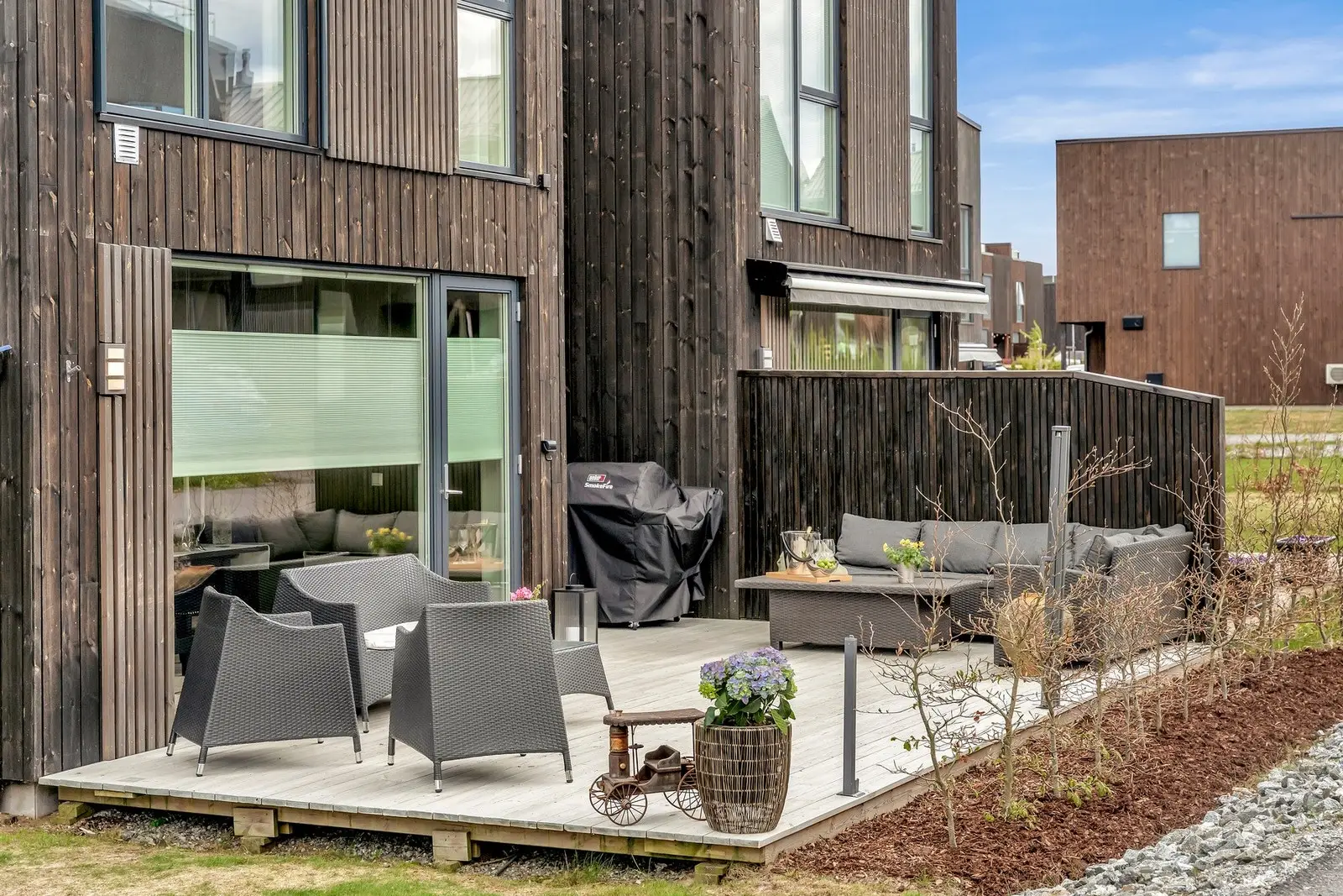 Her er det stor møbleringfrihet med plass til grill, lounge, spisegruppe mm.