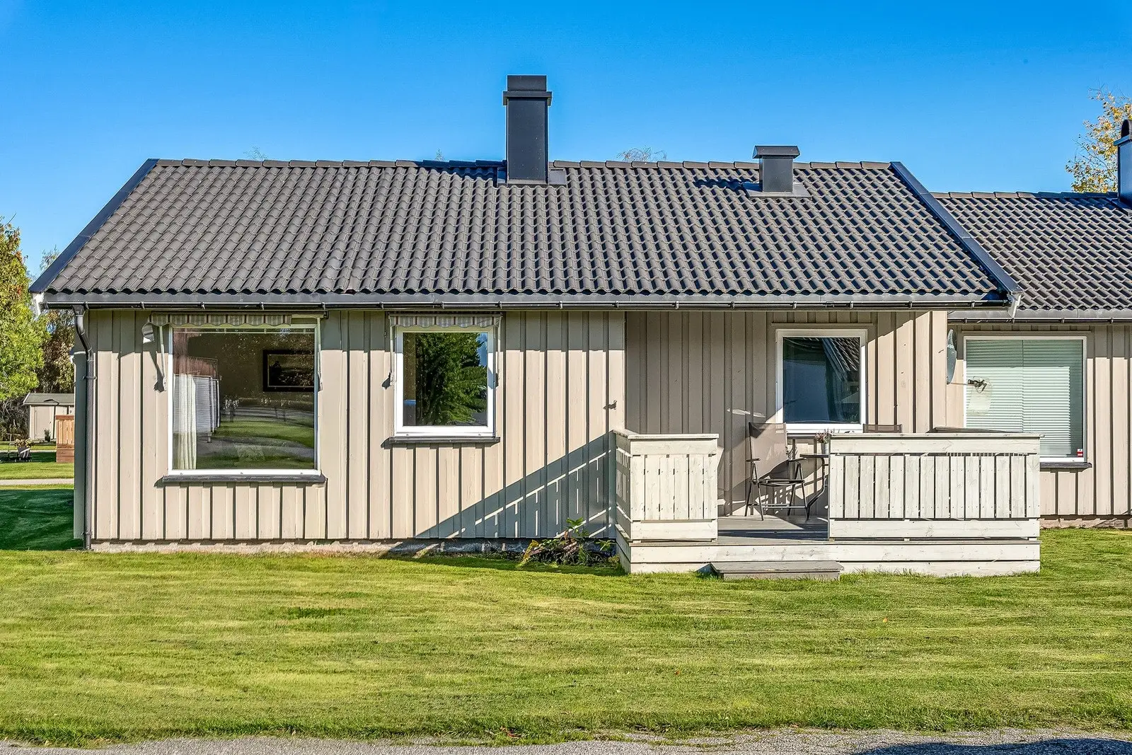 vestvendt terrasse med gode solforhold