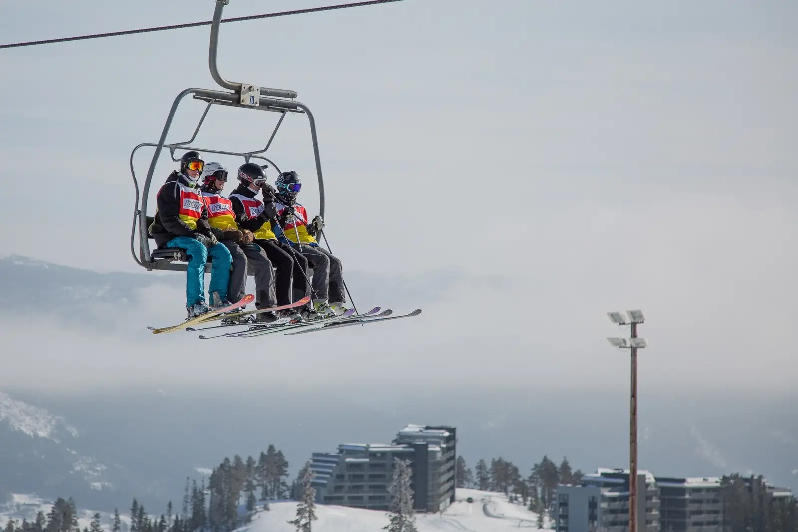 Fra alpinanlegget på Kvitfjell omtrent 30 minutts kjøretur fra tomten.25 minutter unna alternativet Gålå Alpin og Aktiv.